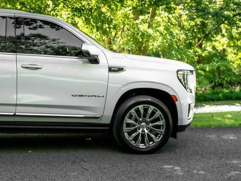 Used 2024 GMC Yukon Denali w/ Max Trailering Package AWD/4WD image 15