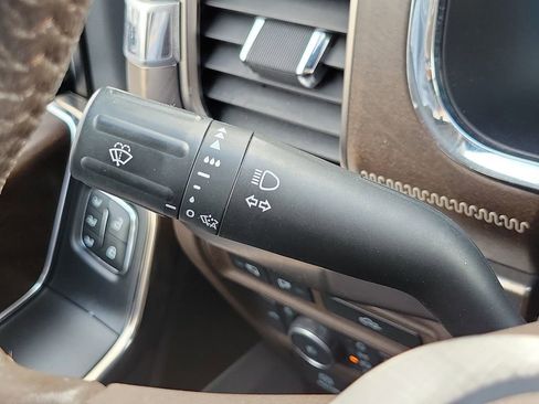 Used 2021 Ford F150 King Ranch image 16