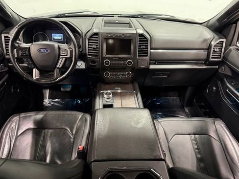 Used 2018 Ford Expedition Max Limited RWD image 35