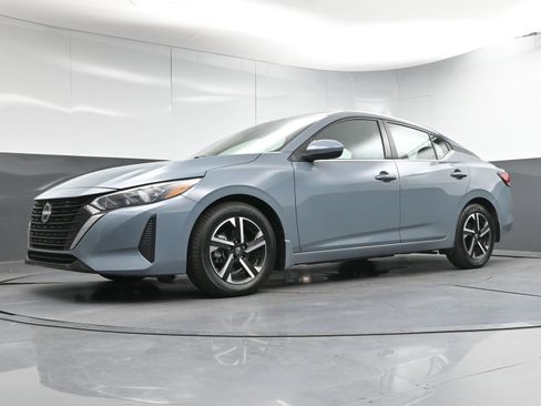 Used 2024 Nissan Sentra SV image 20