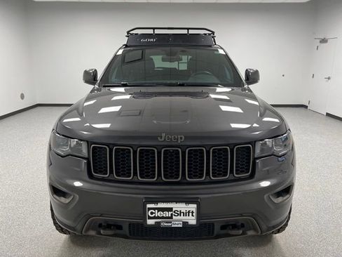 Used 2016 Jeep Grand Cherokee Limited 75th Anniversary image 3