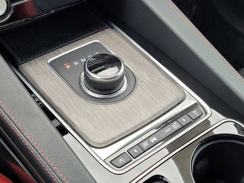 Used 2017 Jaguar F-PACE S image 27