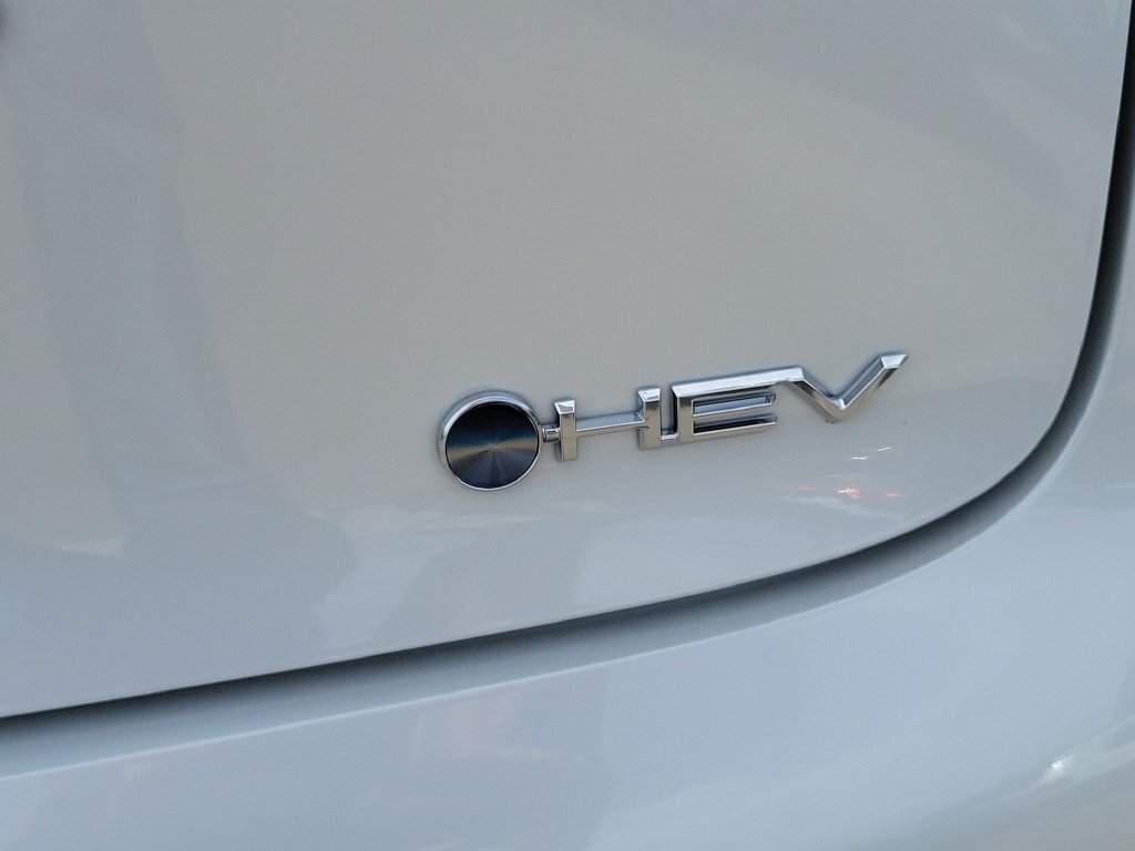 New 2027 Toyota Prius Limited w/ Limited Premium Package FWD image 7