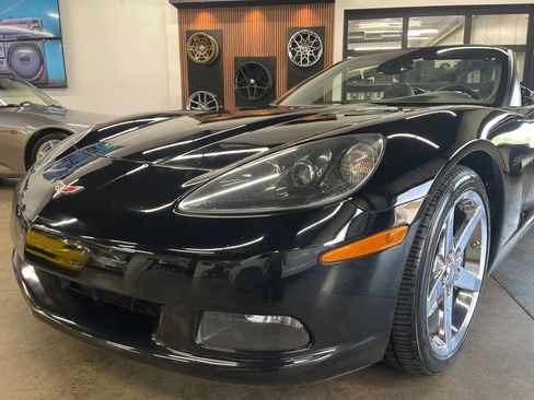 Used 2007 Chevrolet Corvette Convertible w/ Preferred Equipment Group RWD image 26