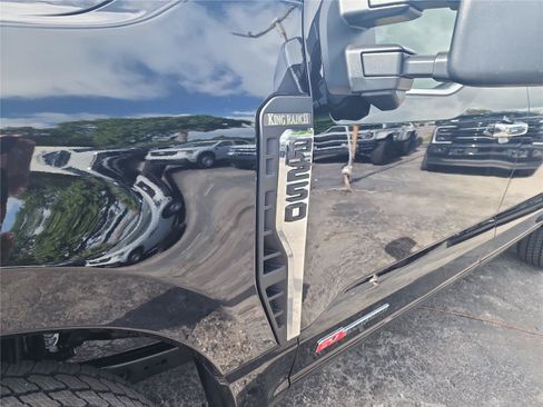 New 2026 Ford F250 King Ranch w/ Chrome Package AWD/4WD image 10