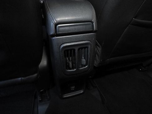 Used 2021 Jeep Compass Latitude FWD image 15