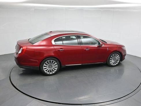 Used 2013 Lincoln MKS AWD image 39