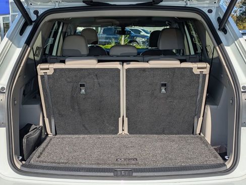 Used 2023 Volkswagen Atlas SE image 13