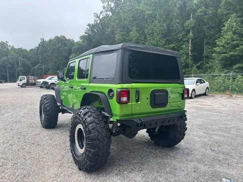 Used 2019 Jeep Wrangler Unlimited Sport image 4
