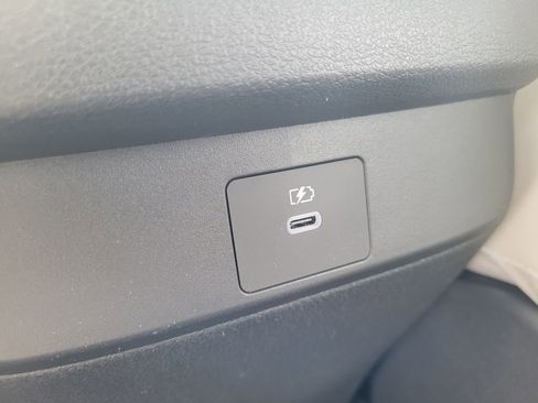 New 2026 Nissan Sentra SL w/ Floor Mat Package FWD image 36