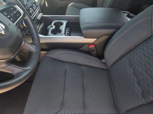 New 2026 RAM 1500 Express AWD/4WD image 11