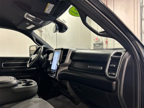Used 2024 RAM 2500 Big Horn w/ Night Edition image 34