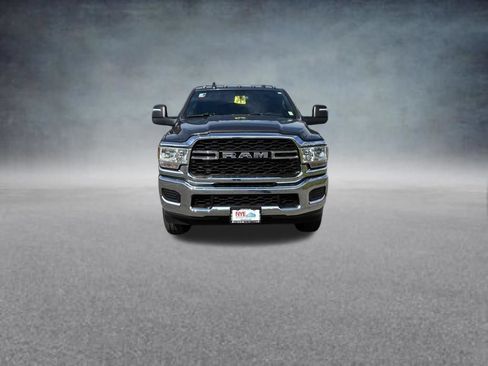 Used 2023 RAM 2500 Tradesman AWD/4WD image 9