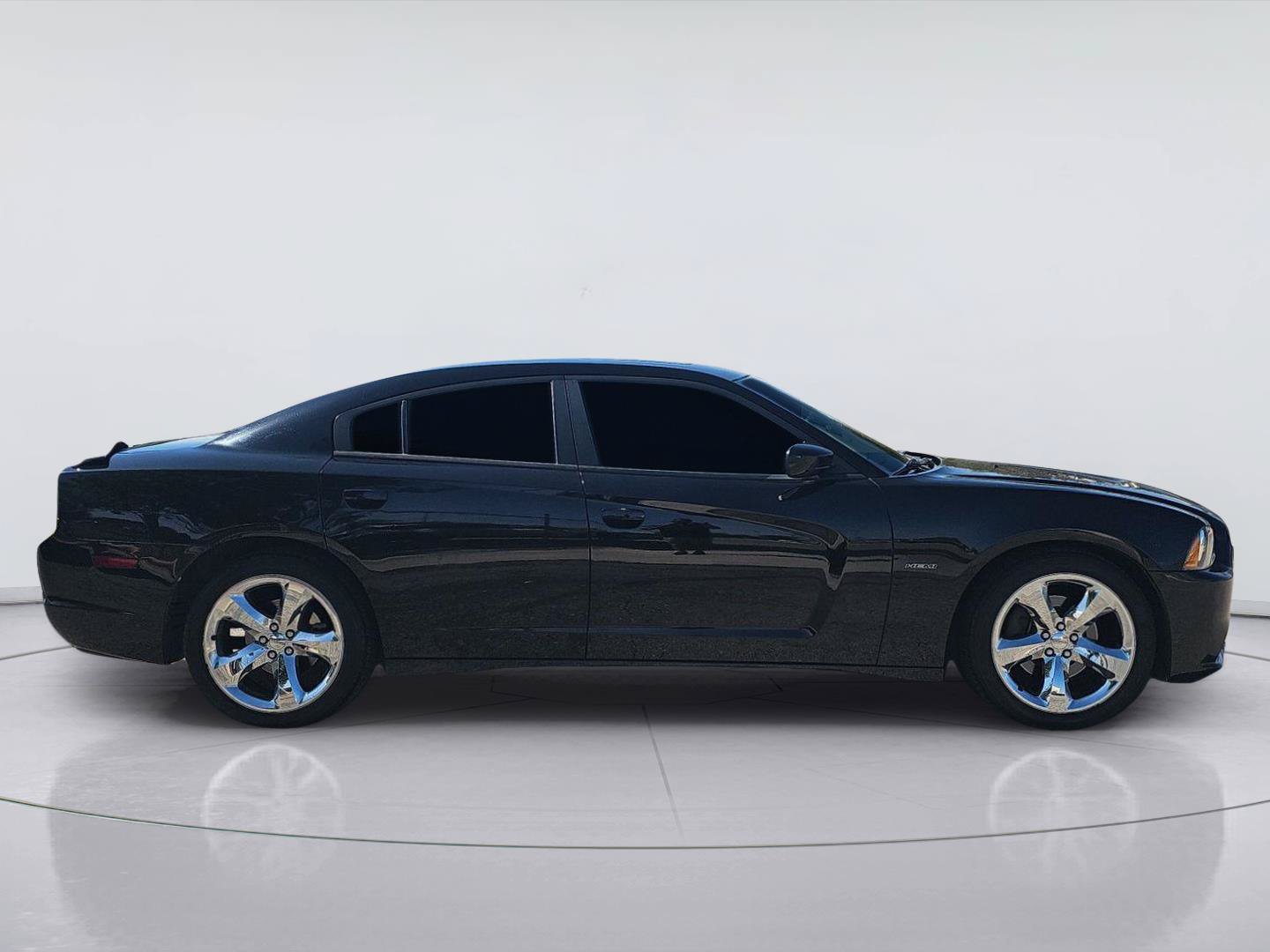 Used 2014 Dodge Charger R/T RWD image 6