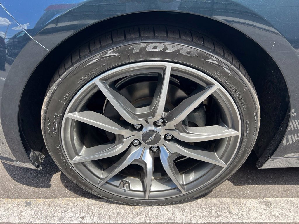 Used 2022 Genesis G70 2.0T w/ Prestige Package RWD image 16