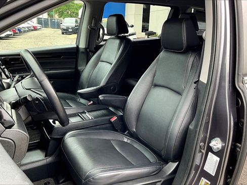 Used 2023 Honda Odyssey Touring image 27