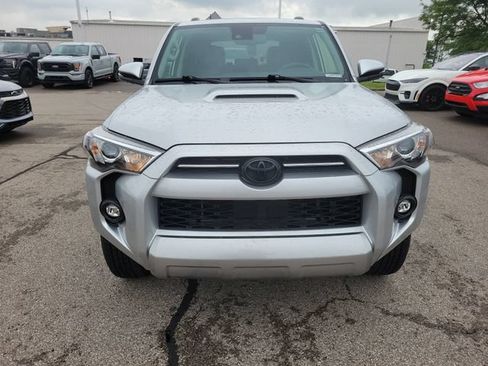 Used 2024 Toyota 4Runner TRD Off-Road Premium w/ Moonroof Package AWD/4WD image 8