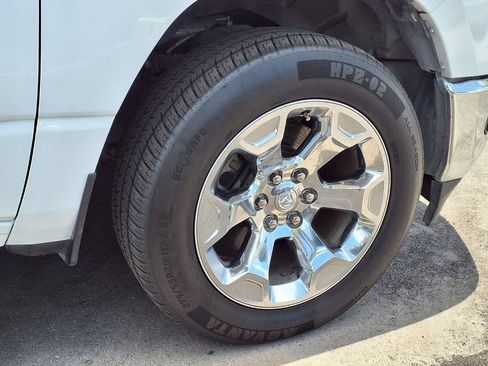 Used 2023 RAM 1500 Big Horn AWD/4WD image 11