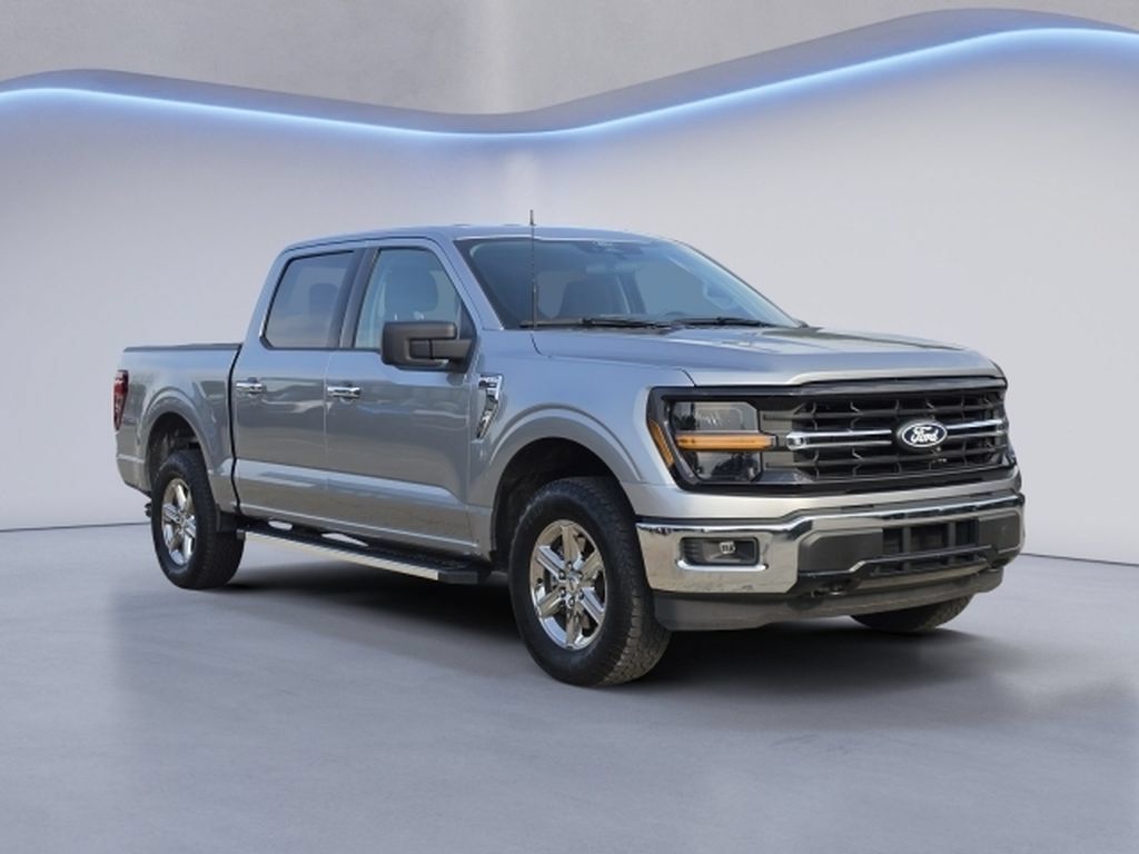 Used 2025 Ford F150 XLT w/ Equipment Group 301A Standard AWD/4WD image 2