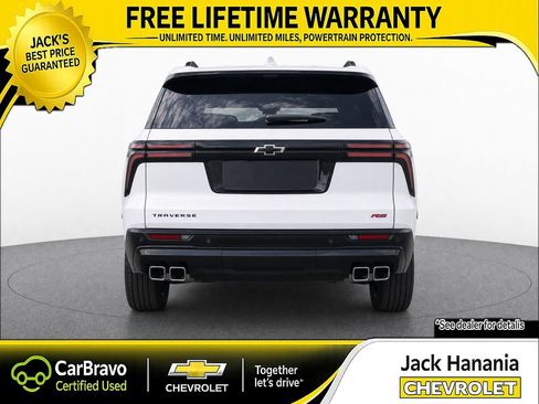 Used 2025 Chevrolet Traverse RS FWD image 8