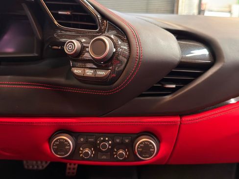 Used 2017 Ferrari 488 GTB RWD image 32