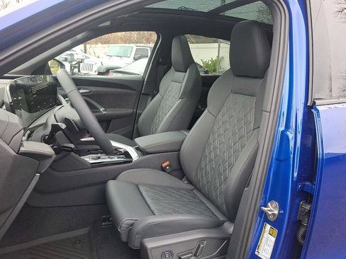New 2025 Audi SQ5 Premium Plus image 14