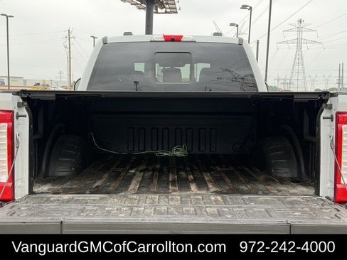 Used 2025 Ford F250 Lariat w/ Lariat Ultimate Package image 36