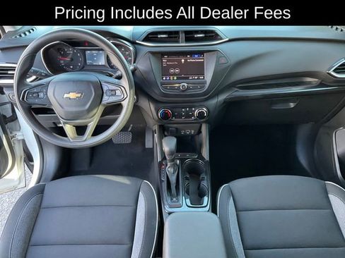 Used 2023 Chevrolet TrailBlazer LT FWD image 4