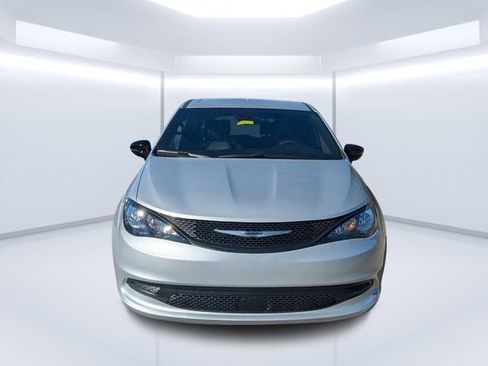 New 2026 Chrysler Voyager LX FWD image 8