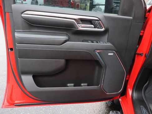 Used 2024 Chevrolet Silverado 2500 LTZ w/ LTZ Convenience Package image 20