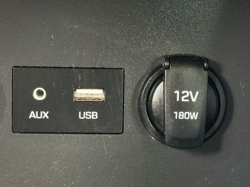 Used 2018 Hyundai Elantra GT FWD image 20