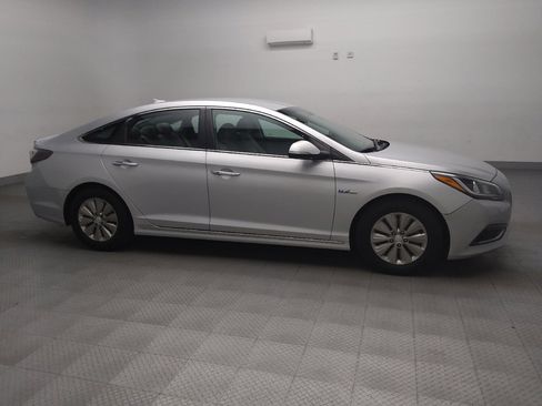 Used 2016 Hyundai Sonata SE image 11