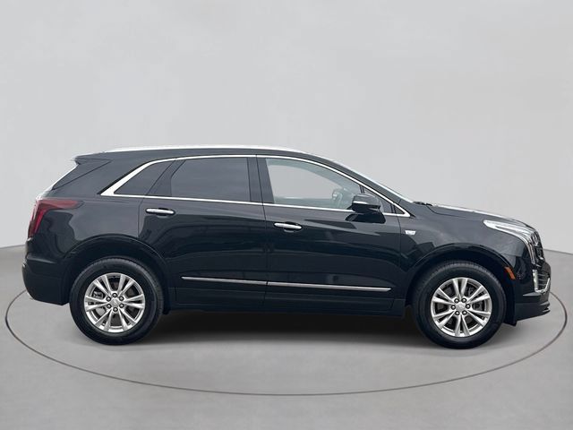 Certified 2024 Cadillac XT5 Luxury w/ LPO, Floor Liner Package AWD/4WD image 4