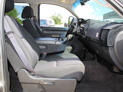 Used 2013 Chevrolet Silverado 2500 LT w/ Custom Sport Truck Package AWD/4WD image 22