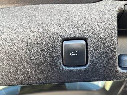 Used 2023 Ford Escape ST-Line Select w/ Tech Pack #2 AWD/4WD image 36