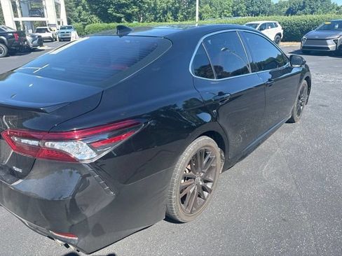 Used 2022 Toyota Camry XSE w/ Navigation Package FWD image 8