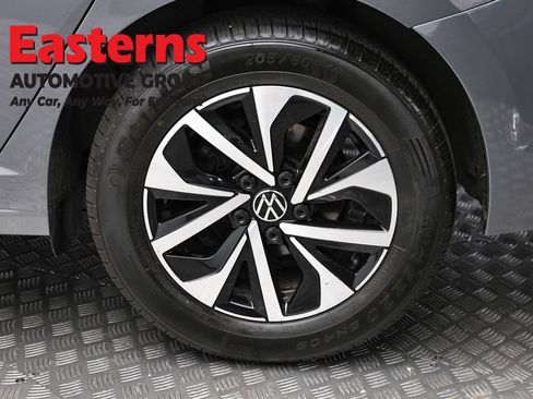 Used 2024 Volkswagen Jetta S FWD image 8