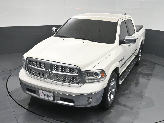 Used 2018 RAM 1500 Laramie w/ Convenience Group AWD/4WD image 46