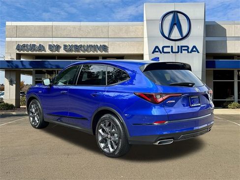 Used 2023 Acura MDX A-Spec image 5