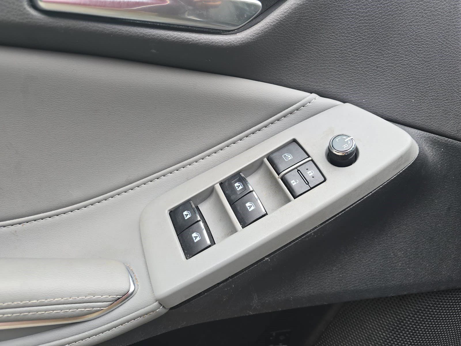 Used 2019 Toyota Avalon XLE w/ Moonroof Package FWD image 20