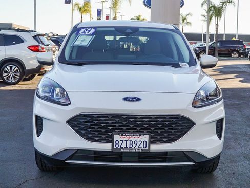 Used 2021 Ford Escape SE image 7