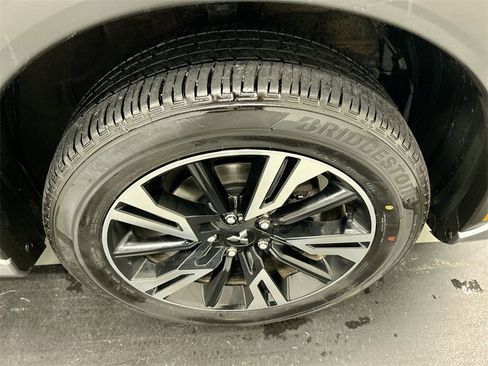 Used 2024 Mitsubishi Eclipse Cross SEL image 8