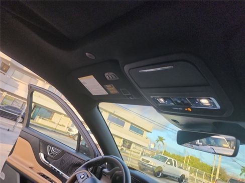 Used 2022 Lincoln Corsair Reserve w/ Equipment Group 201A image 29