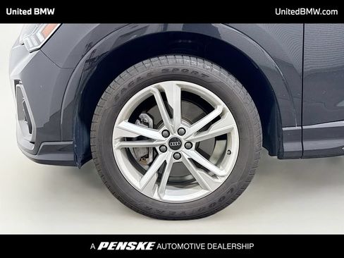 Used 2024 Audi Q3 2.0T Premium Plus AWD/4WD image 2