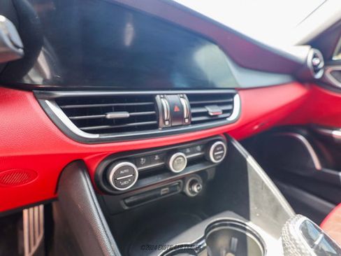 Used 2020 Alfa Romeo Giulia w/ Quick Order Package 22K Sport image 47