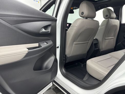 New 2026 Buick Envista Sport Touring FWD image 37