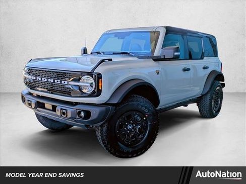New 2025 Ford Bronco Badlands image 1