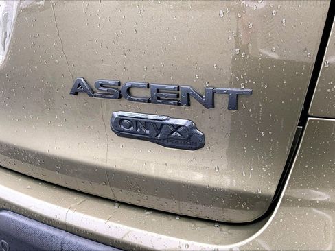 Used 2024 Subaru Ascent Onyx Edition Limited image 16