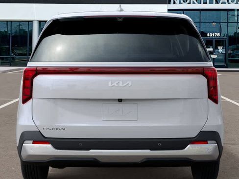 New 2026 Kia Carnival EX image 13