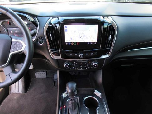 Certified 2021 Chevrolet Traverse RS image 18
